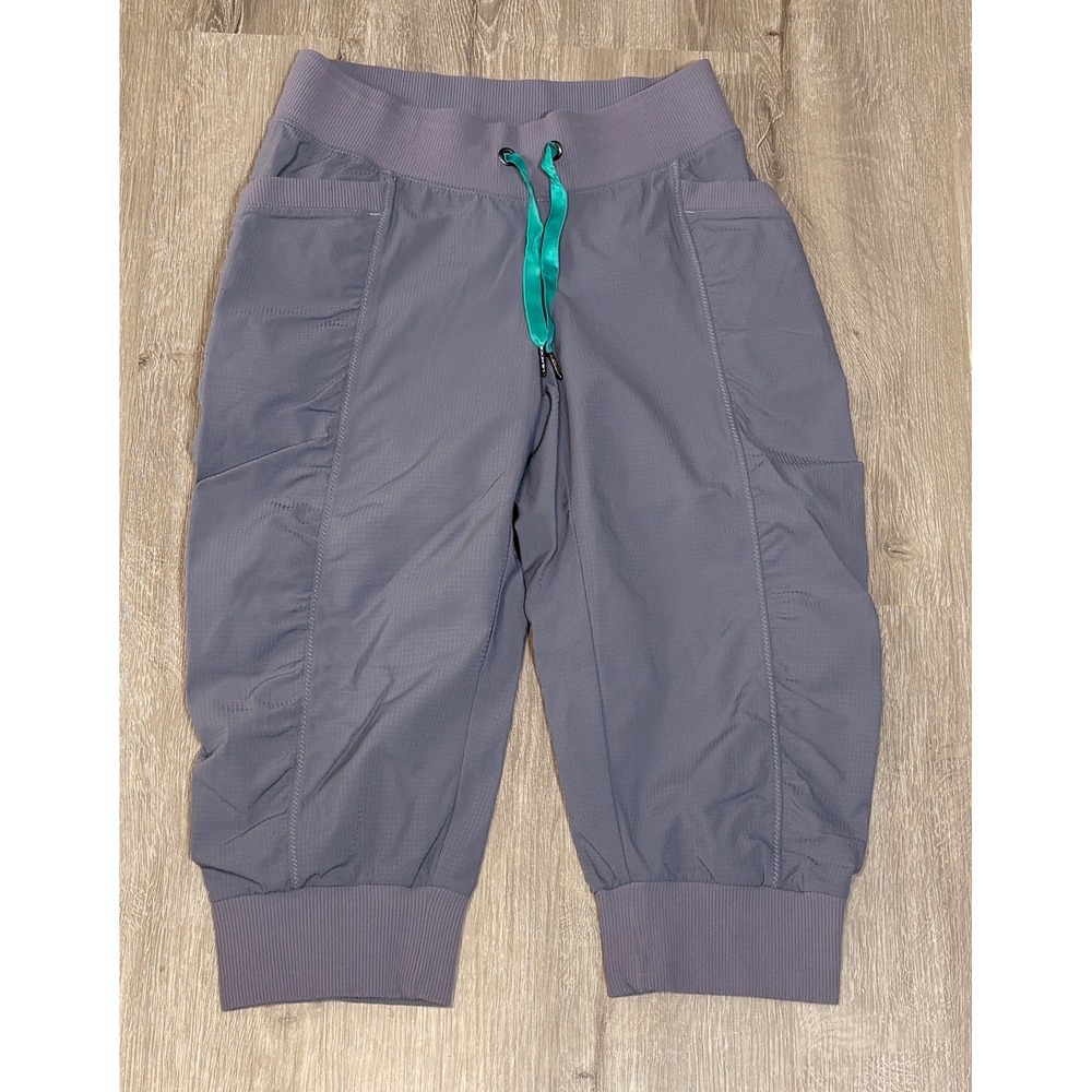 Athleta Karma Prima Slouch Rouche Purple Cargo Capri Joggers Pants 405064 Size 2